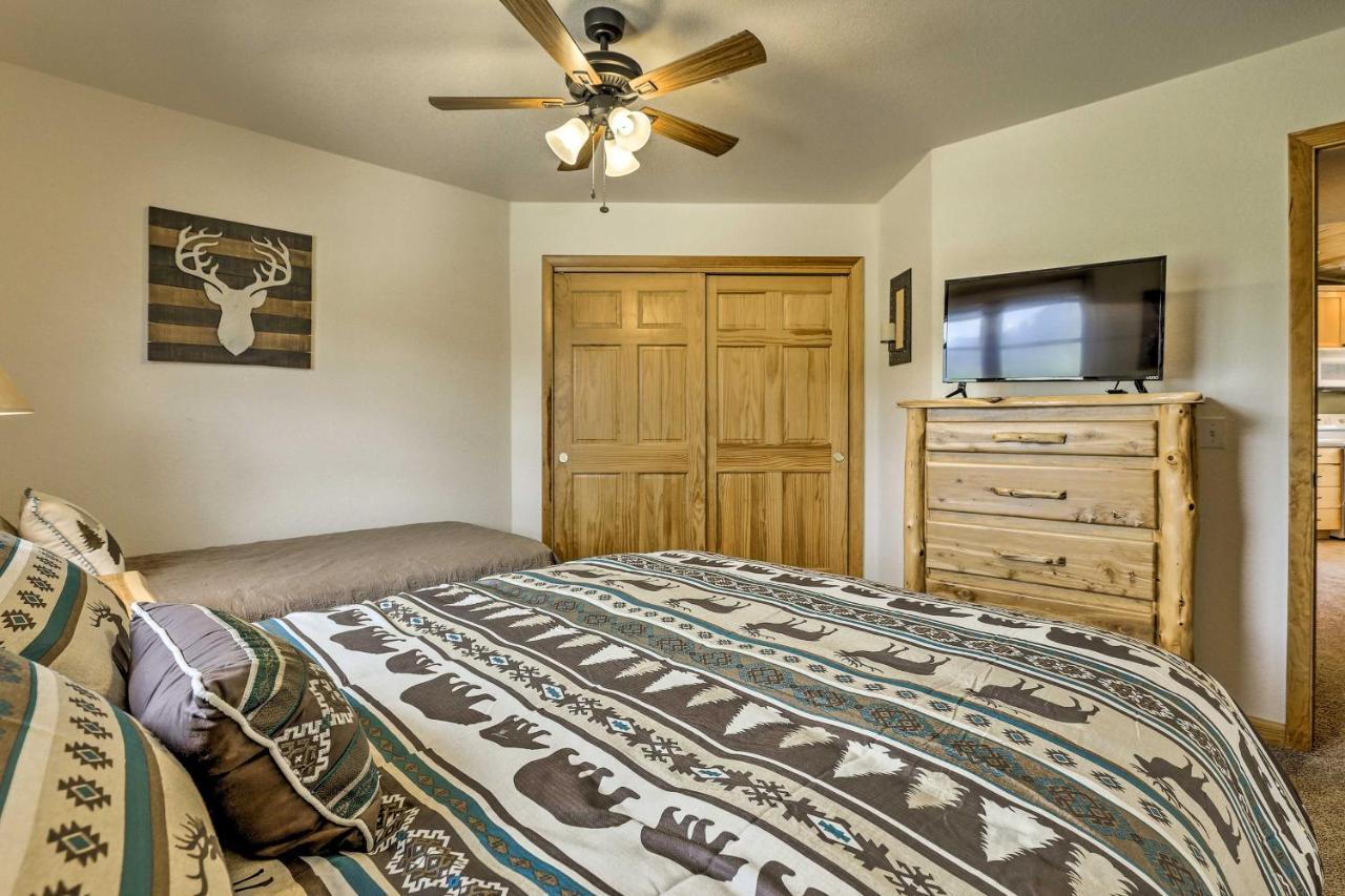 Mountain-View Condo With Deck Walk To Grand Lake Bagian luar foto